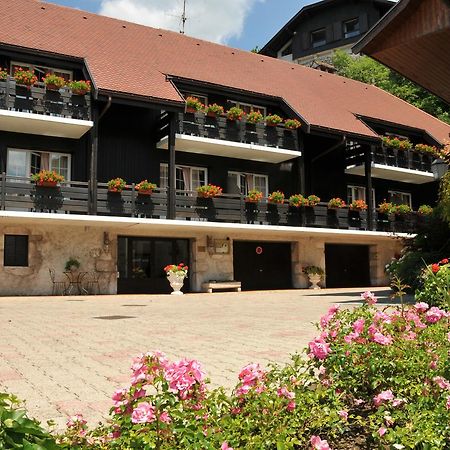 Auberge Du Roselet Duingt Exteriér fotografie