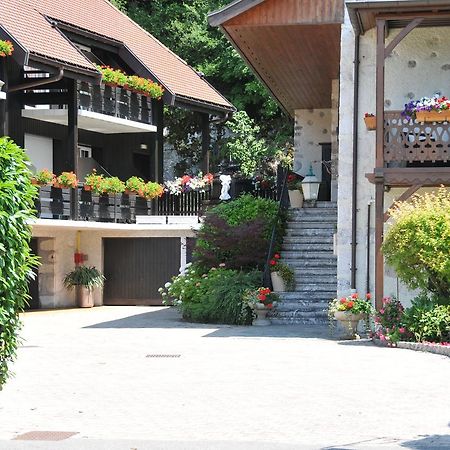 Auberge Du Roselet Duingt Exteriér fotografie